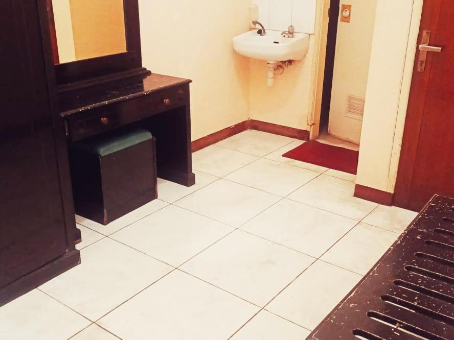 Hotel Wijaya Purwokerto Εξωτερικό φωτογραφία