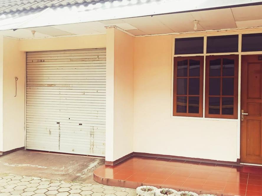 Hotel Wijaya Purwokerto Εξωτερικό φωτογραφία