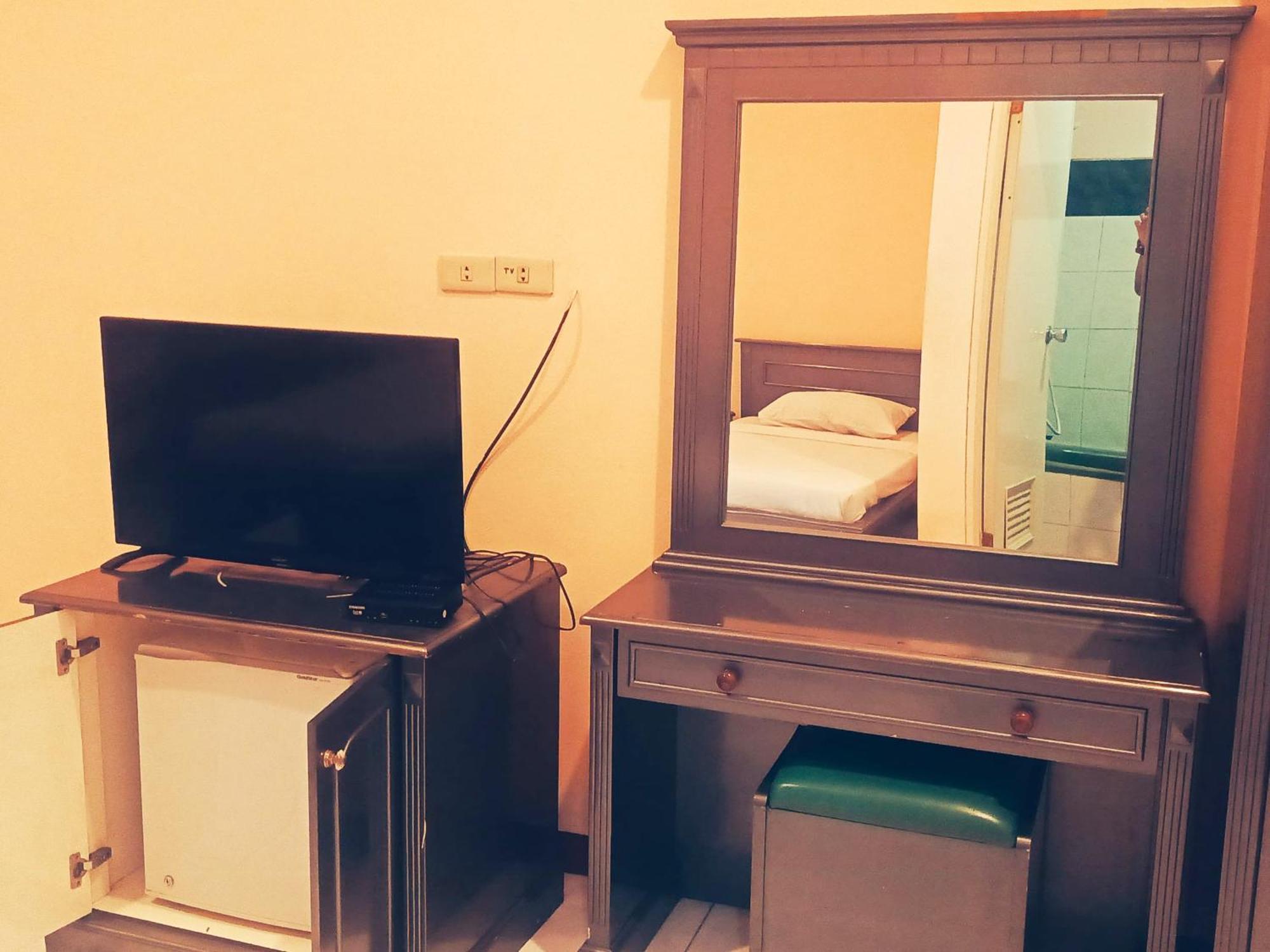 Hotel Wijaya Purwokerto Εξωτερικό φωτογραφία