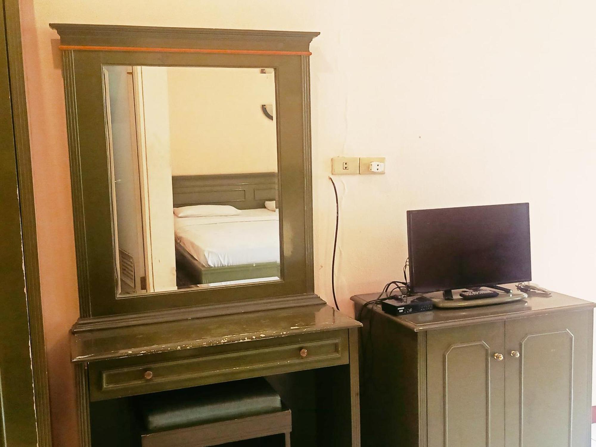 Hotel Wijaya Purwokerto Εξωτερικό φωτογραφία