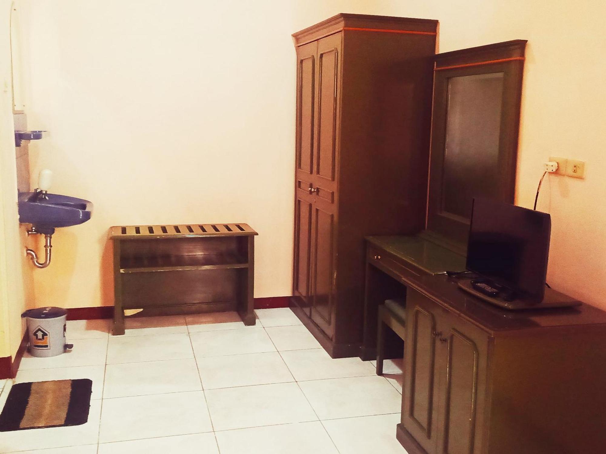 Hotel Wijaya Purwokerto Εξωτερικό φωτογραφία